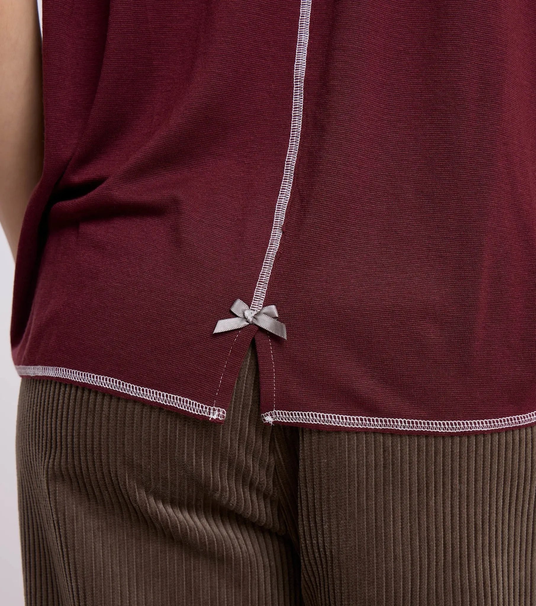 GamzeOM T-shirt Odd Molly