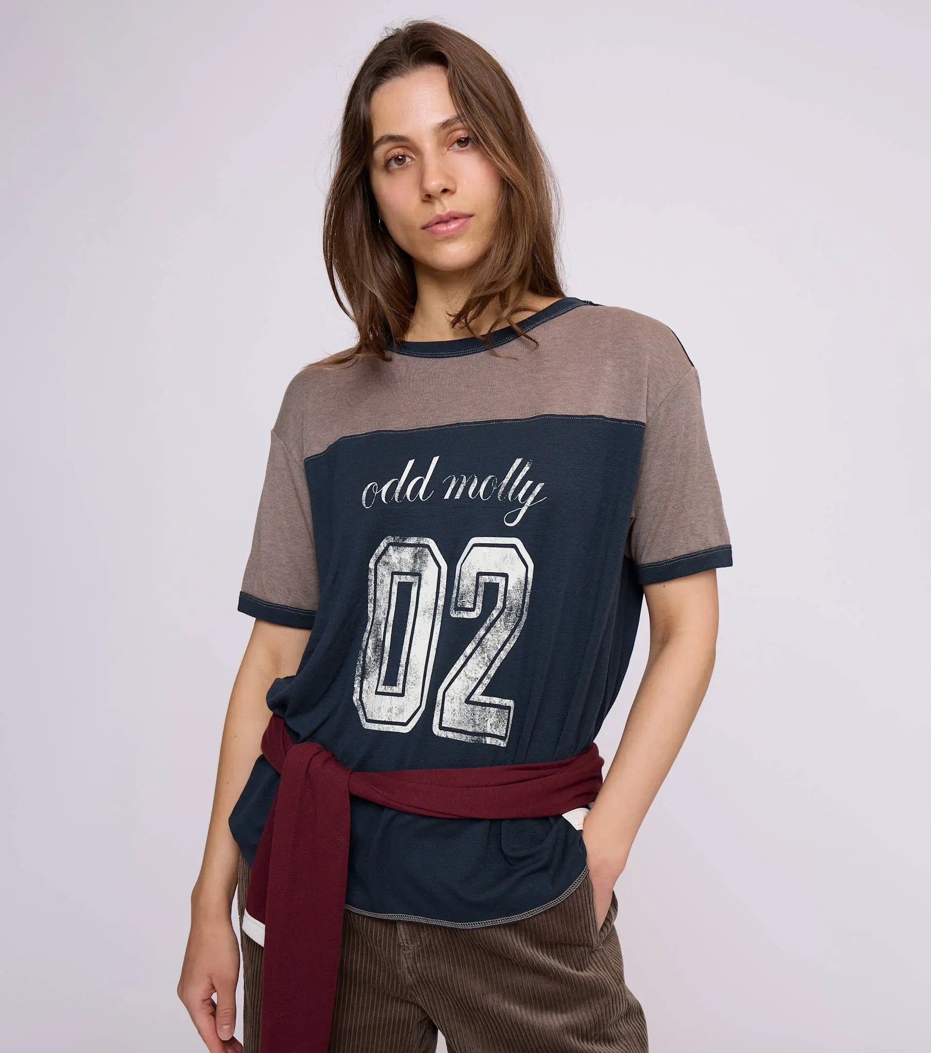 GamzeOM T-shirt Odd Molly